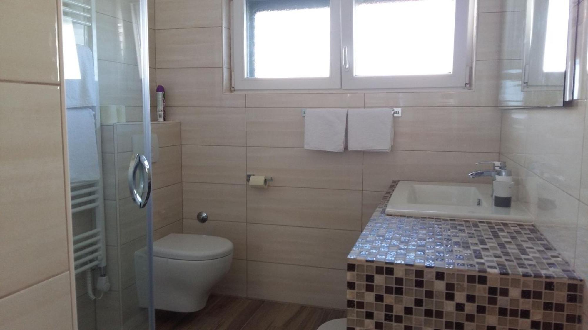 Apartments Mateo - 60M From Sea Primosten Ngoại thất bức ảnh